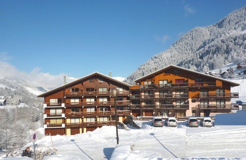 Areches Apartment | ARECHES, Appartement 4-6 personnes, avec terrasse et à 5 mn à pied du télésiège