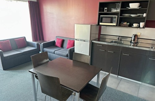 Palmerston North Hotel | Arena Lodge