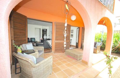 Mont-roig Bahia House | ARENDA Miami Playa Holiday Home Terracota