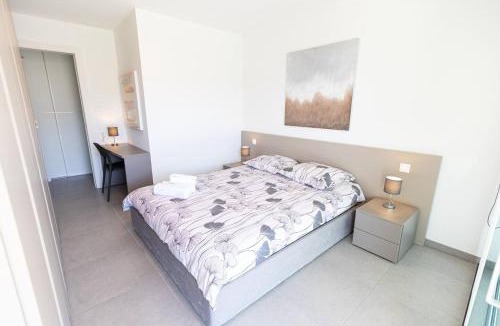 Bellinzona Apartment | Argento Spectacular and Modern 5 for 3 guests -By EasyLife Swiss