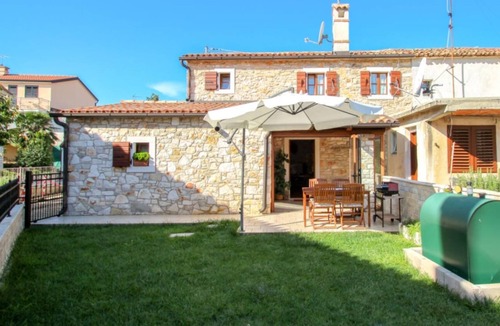Novigrad Ski Chalet | Ariana A4 - Two Bedroom Chalet, Sleeps 4