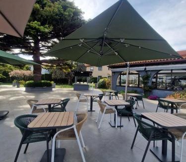 Fos-sur-Mer Hotel | Ariane Hôtel Fos sur Mer