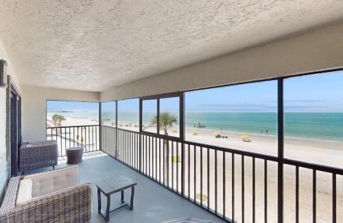 Madeira Beach House | Arie Dam 201