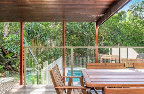 Suffolk Park House | Ariels on the Beach - 4 BR beachfront home w. pool