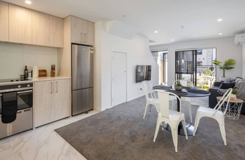 Lower Hutt House | Ariki Delight: 2BR Wellington Sanctuary