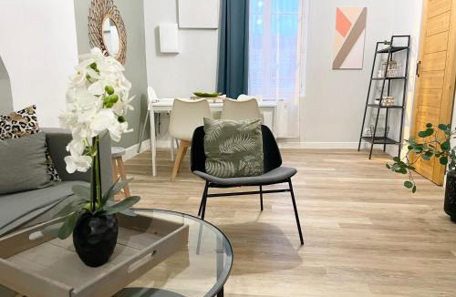 Dieppe Apartment | Arina & Julien Dieppe