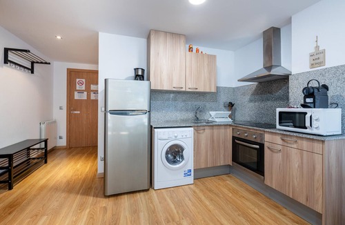 Arinsal Apartment | Arinsal Apartment 4 pers, 2 bdrm, elevator, near lift
