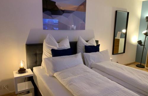 Zug Apartment | ARISER - Zug City View 1 Business Apartment
