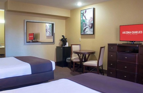 Paradise Hotel | Arizona Charlie's Boulder