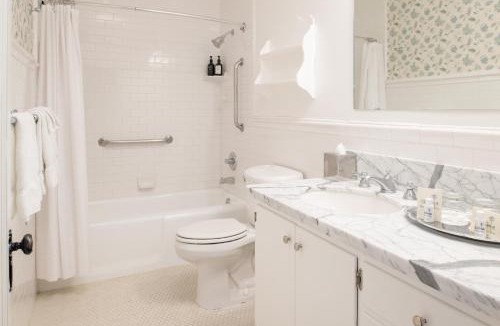 Blenman-Elm Hotel | Arizona Inn