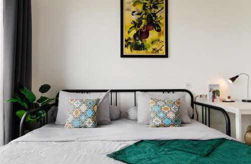 Bumi Serpong Damai Apartment | Arka by TwoSpaces Studio @Skyhouse Apartment