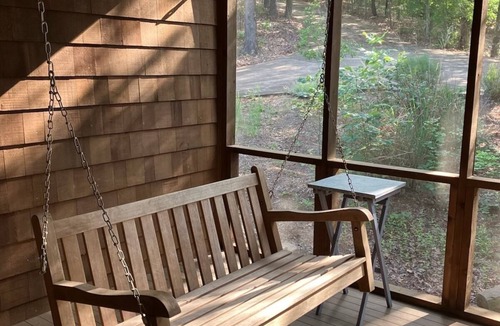 Quitman House | Arkansas Lakefront Hideaway