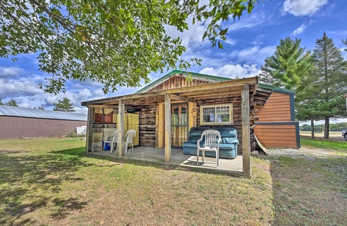 Friendship Apartment | Arkdale Studio Cabin w/On-Site ATV Trails!