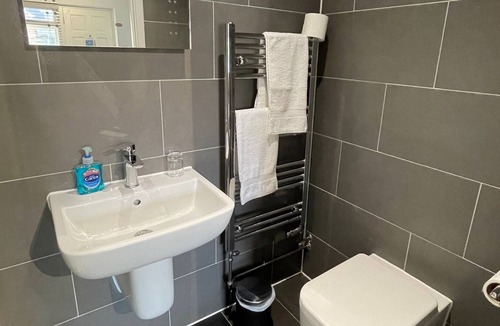 Basingstoke Hotel | Arlan House, Superb Basingstoke Hotel - Room 08