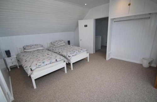 Gruline House | Arle Farmhouse