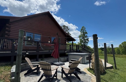 Piney Mountain House | Arlene’s Escape at Piney Mountain Preserve.
