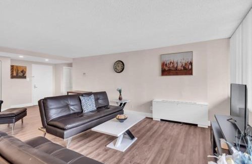 Crystal City Apartment | Arlington 2BR 2Ba Apartment in Crystal City