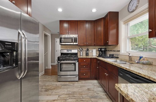 Arlington Heights House | Arlington Heights FHS Rental