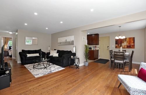 Arlington Heights House | Arlington Heights Rental