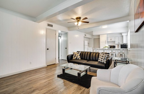 West Arlington House | Arlington Sports & UTA Hub: Private Yard, 2BR/1B