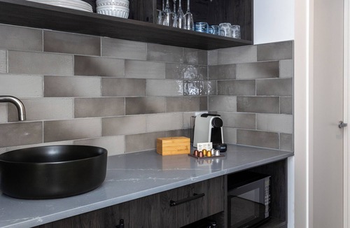 Ponsonby Hotel | Arluxia