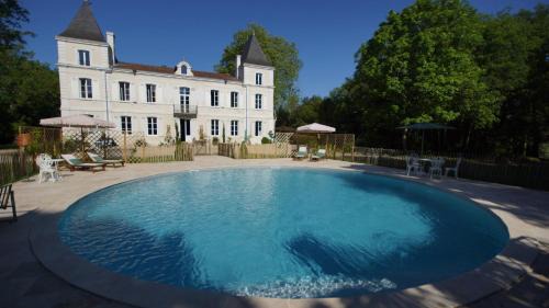 Moncaut Apartment | Armagnac et Cèdre