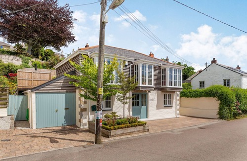 Devoran Cottage | ARMANDO, pet friendly, character holiday cottage in Devoran, Cornwall