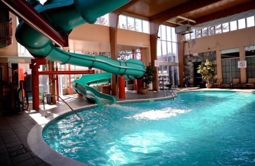 Saint-Laurent Hotel | Armon Plaza Montreal Airport
