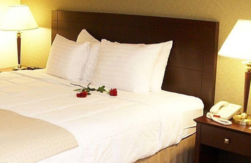 Town of Orangetown Hotel | Armoni Inn & Suites