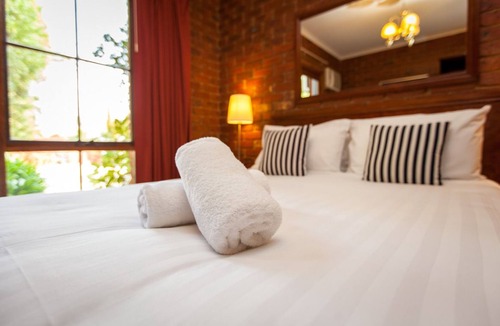 Beechworth Hotel | Armour Motor Inn