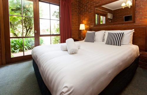 Beechworth Hotel | Armour Motor Inn