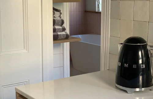 Ballarat Cottage | Armstrong Cottage