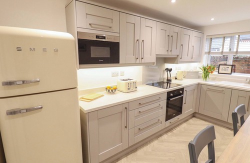 Beverley Cottage | Armstrong Cottage