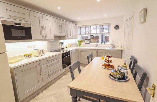 Beverley Cottage | Armstrong Cottage