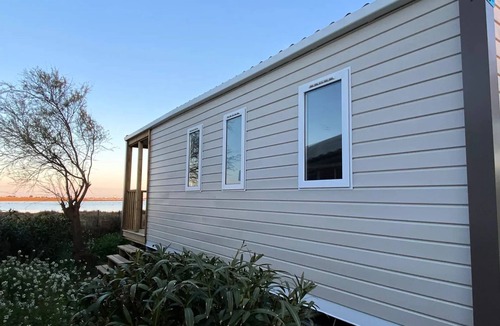 Villeneuve-les-Maguelone House | Arnel Campsite * - Mobile home Loggia Bay - View pond - 2ch - 4 people