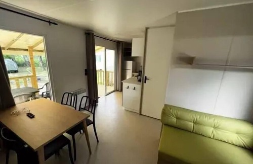 Villeneuve-les-Maguelone House | Arnel Campsite * - Mobile home Riviera Beach - 32m2 - 2 ch - 4 persons