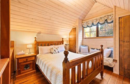 Mount Dandenong Bed & Breakfast | Arnica Views Summit Retreat