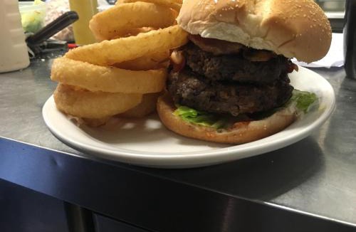 Arnold's Cove Hotel | Arnold's Cove Inn