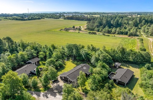 Aalbaek House | "Arny" - 1.5km from the sea by Interhome