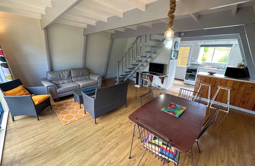 Amodeo Bay Ski Chalet | Aroha A-Frames - Arani