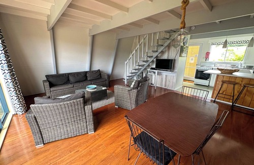 Amodeo Bay Ski Chalet | Aroha A-Frames - Kakariki