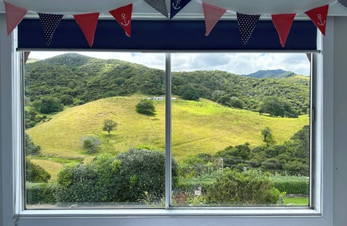 Amodeo Bay Ski Chalet | Aroha A-Frames - Kikorangi