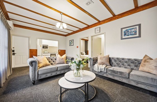 Papatoetoe Hotel | Aroha Motel