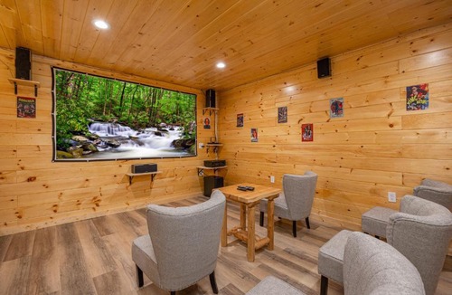 Pigeon Forge House | Around the Bend cabin