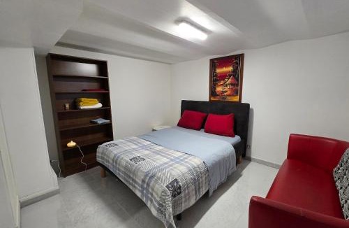 Arpajon House | Arpajon Maison cozy jardin et parking à 35min de Paris BFM