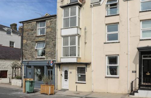 Barmouth House | Arran House