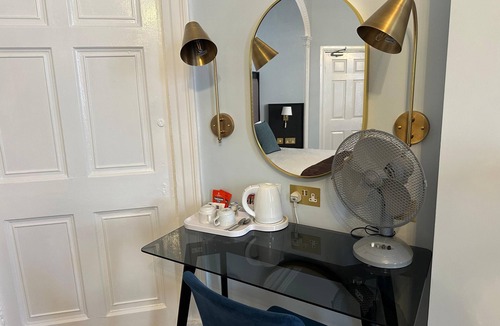 Fitzrovia Hotel | Arran House Hotel