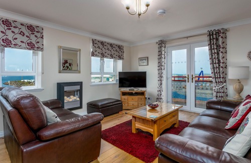 Ayr Apartment | Arran View - Donnini Apartments