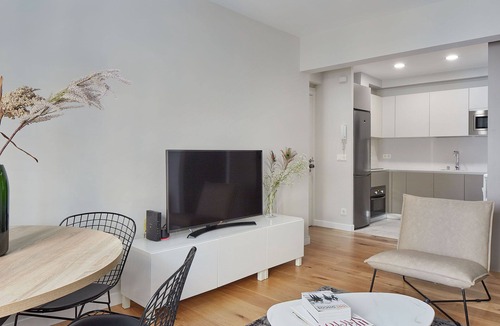 San Sebastian Centro Apartment | Arrasate 2 by FeelFree Rentals