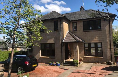 Hamilton House | Arron House